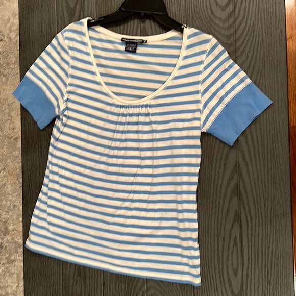 Ralph Lauren Tee Shirt - - Picture 1 of 3